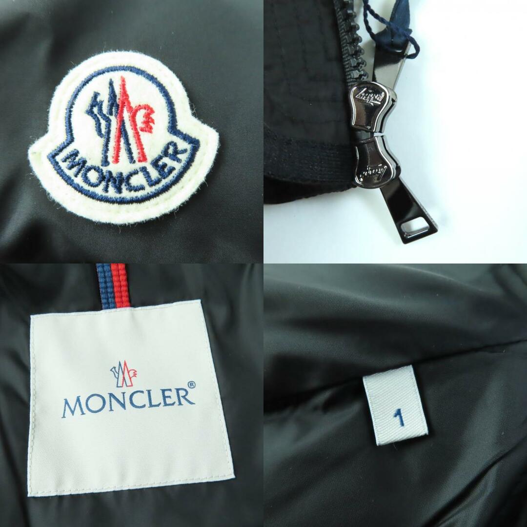 MONCLER(モンクレール)の未使用品☆MONCLER モンクレール 2022年製 DOMBES ロゴワッペン・フード付 ロング丈 ダウンコート ブラック 1 ハンガー付き 正規品 レディース レディースのジャケット/アウター(ダウンコート)の商品写真