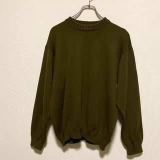 ヴィンテージ(VINTAGE)のフランス製　古着　90s ニット　セーター　肩パッド　厚手　無地 P851(ニット/セーター)