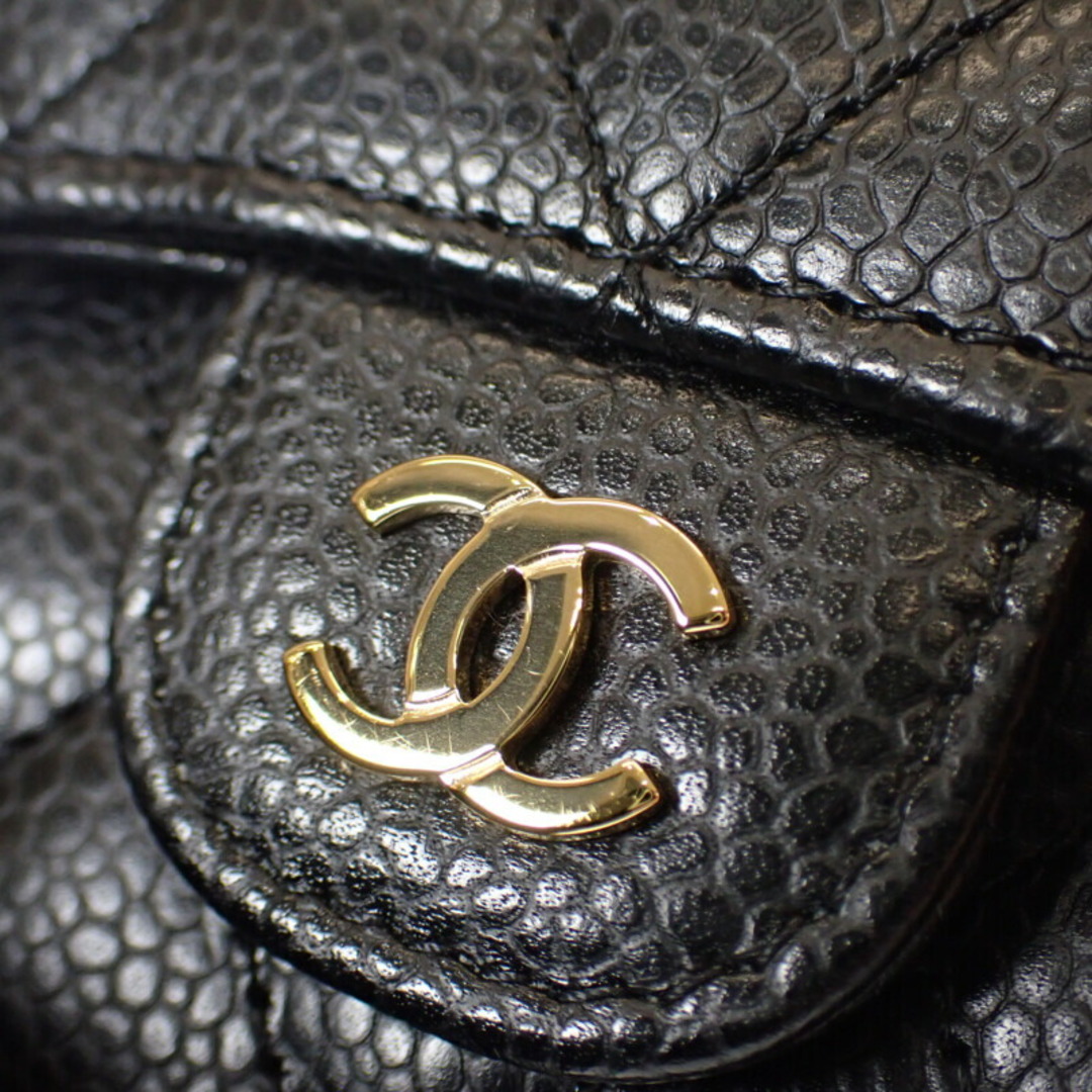 CHANEL(シャネル)の【中古】【SAランク】CHANEL シャネル クラシックスモール フラップウォレット 三つ折り財布 AP0231 キャビアスキン ブラック ゴールド金具 【ISEYA】 レディースのファッション小物(財布)の商品写真