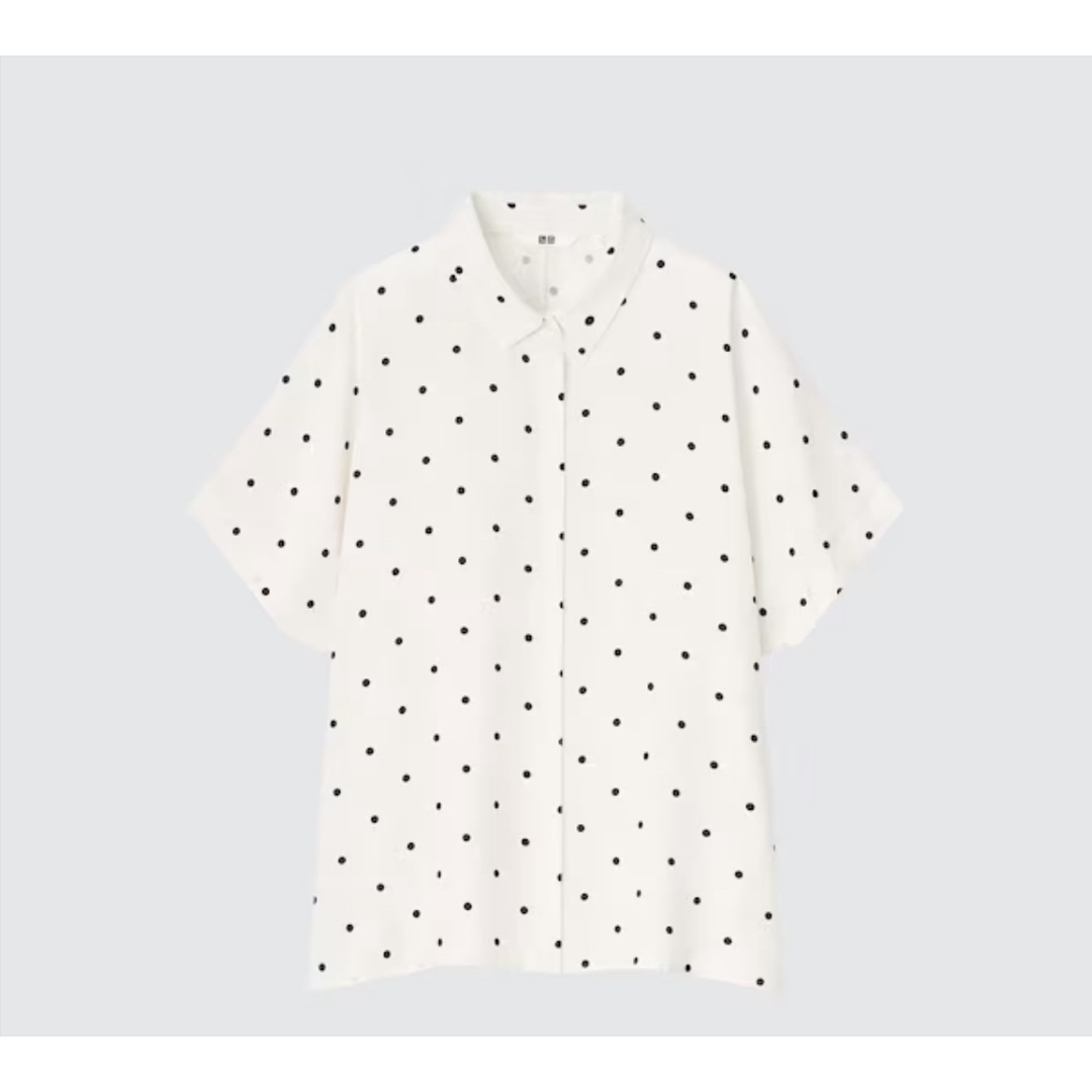 UNIQLO(ユニクロ)のレーヨンプリントブラウス(ドット・半袖) レディースのトップス(シャツ/ブラウス(半袖/袖なし))の商品写真