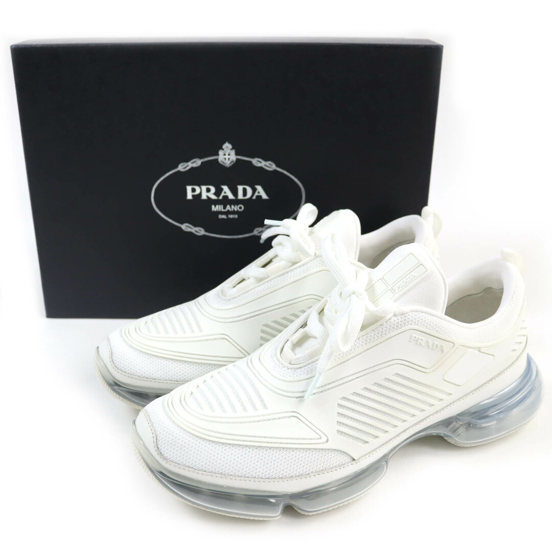 PRADA(プラダ)の美品△PRADA プラダ 2EG298 クラウドバスト エア ロゴ入り スニーカー ホワイト 6 箱付き メンズ 人気 オススメ◎ メンズの靴/シューズ(スニーカー)の商品写真