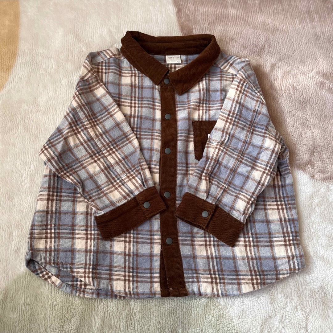 バースデイ(バースデイ)の子ども服【サイズ90】チェックシャツ キッズ/ベビー/マタニティのキッズ服男の子用(90cm~)(Tシャツ/カットソー)の商品写真