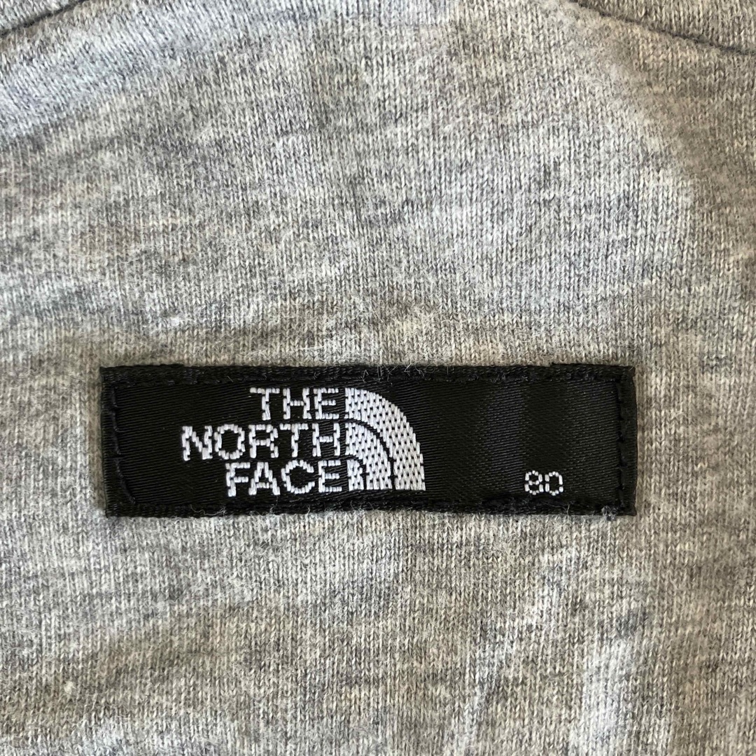 THE NORTH FACE(ザノースフェイス)のノースフェイス　ロンパース　80 ネイビー キッズ/ベビー/マタニティのベビー服(~85cm)(ロンパース)の商品写真