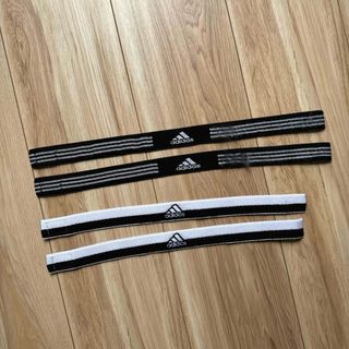 adidas - サッカーソックス止め　バンド