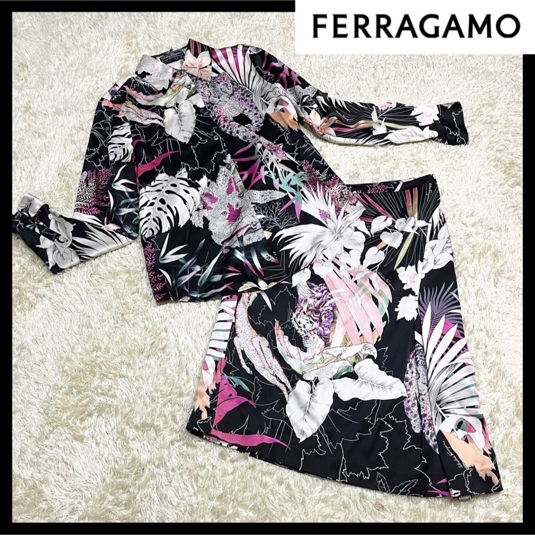 Salvatore Ferragamo(サルヴァトーレフェラガモ)の✨数回着用✨Salvatore Ferragamo セットアップワンピース 総柄 レディースのワンピース(ひざ丈ワンピース)の商品写真