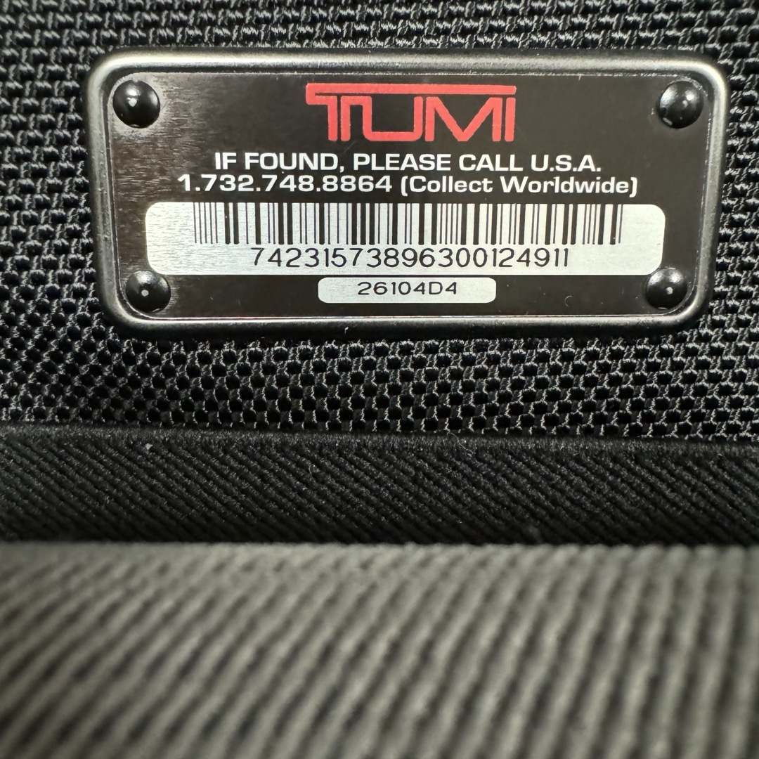 TUMI(トゥミ)の【廃盤】TUMI キャリーケース　パソコンケース２点　26104d4 機内持込可 メンズのバッグ(トラベルバッグ/スーツケース)の商品写真