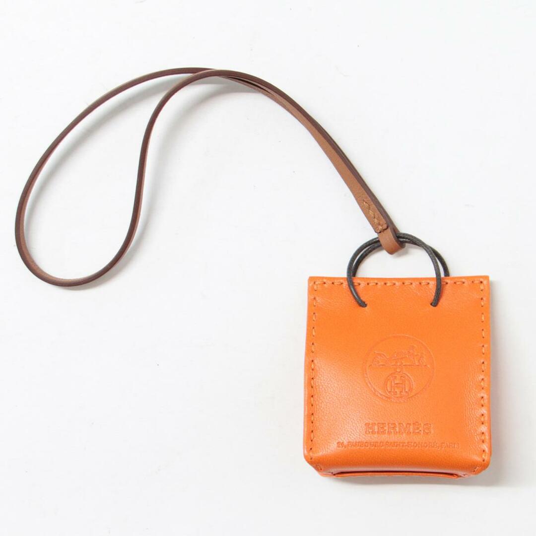 Hermes(エルメス)のHERMES エルメス チャーム バッグチャーム ストラップ ショッパー ミニチュア ロゴ SAC ORANGE レザー オレンジ 【レディース】【RL004】 レディースのファッション小物(その他)の商品写真