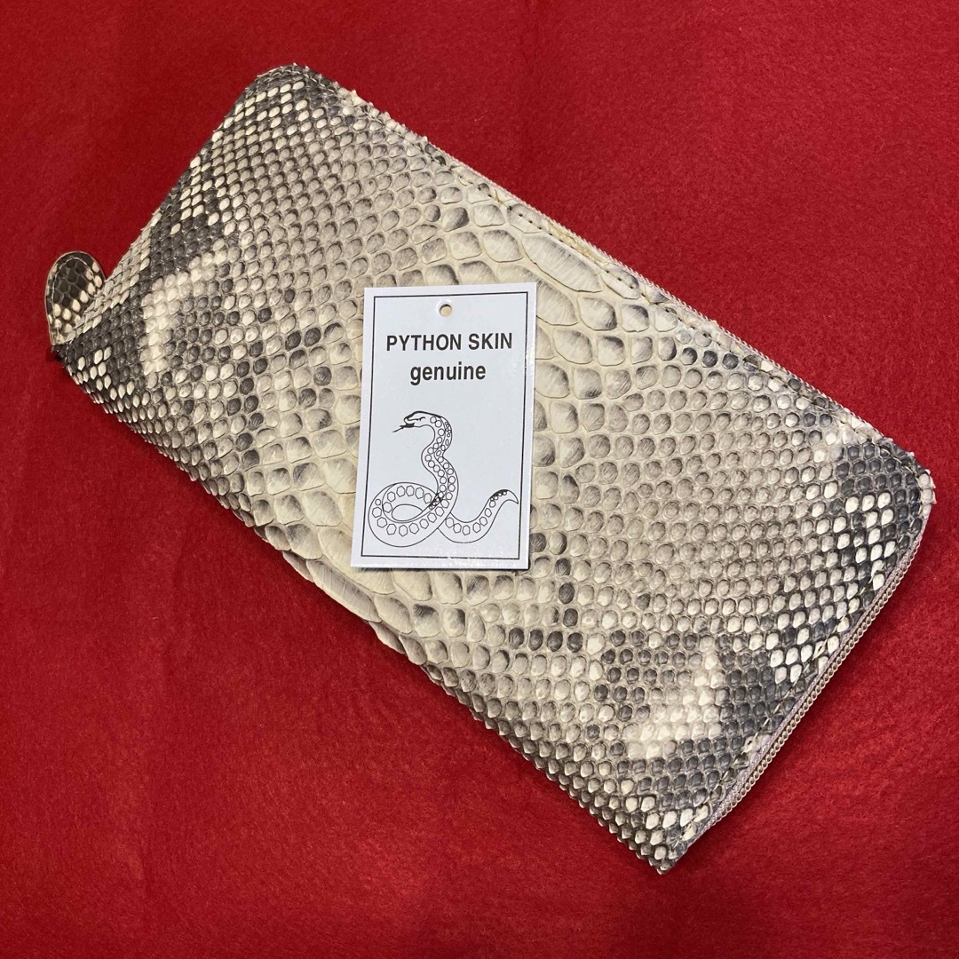 RODANIA(ロダニア)のRODANIA ロダニア　パイソン　ラウンドファスナー長財布　 レディースのファッション小物(財布)の商品写真