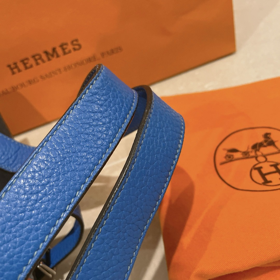 Hermes(エルメス)のエルメス ピコタンロック MM 22ブルーイドラ 青系 ハンドバッグ レディースのバッグ(ハンドバッグ)の商品写真