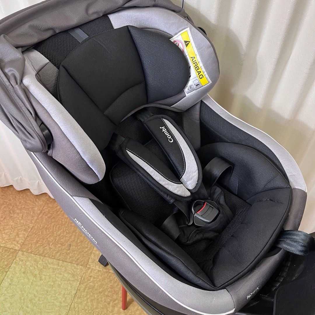 combi(コンビ)のクリーニング済　☆綺麗☆　新生児OK　コンビ　WL　ネルーム　ISOFIX キッズ/ベビー/マタニティの外出/移動用品(自動車用チャイルドシート本体)の商品写真