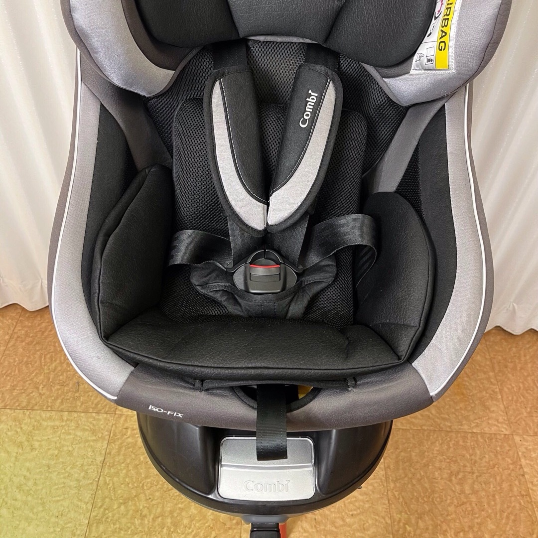 combi(コンビ)のクリーニング済　☆綺麗☆　新生児OK　コンビ　WL　ネルーム　ISOFIX キッズ/ベビー/マタニティの外出/移動用品(自動車用チャイルドシート本体)の商品写真