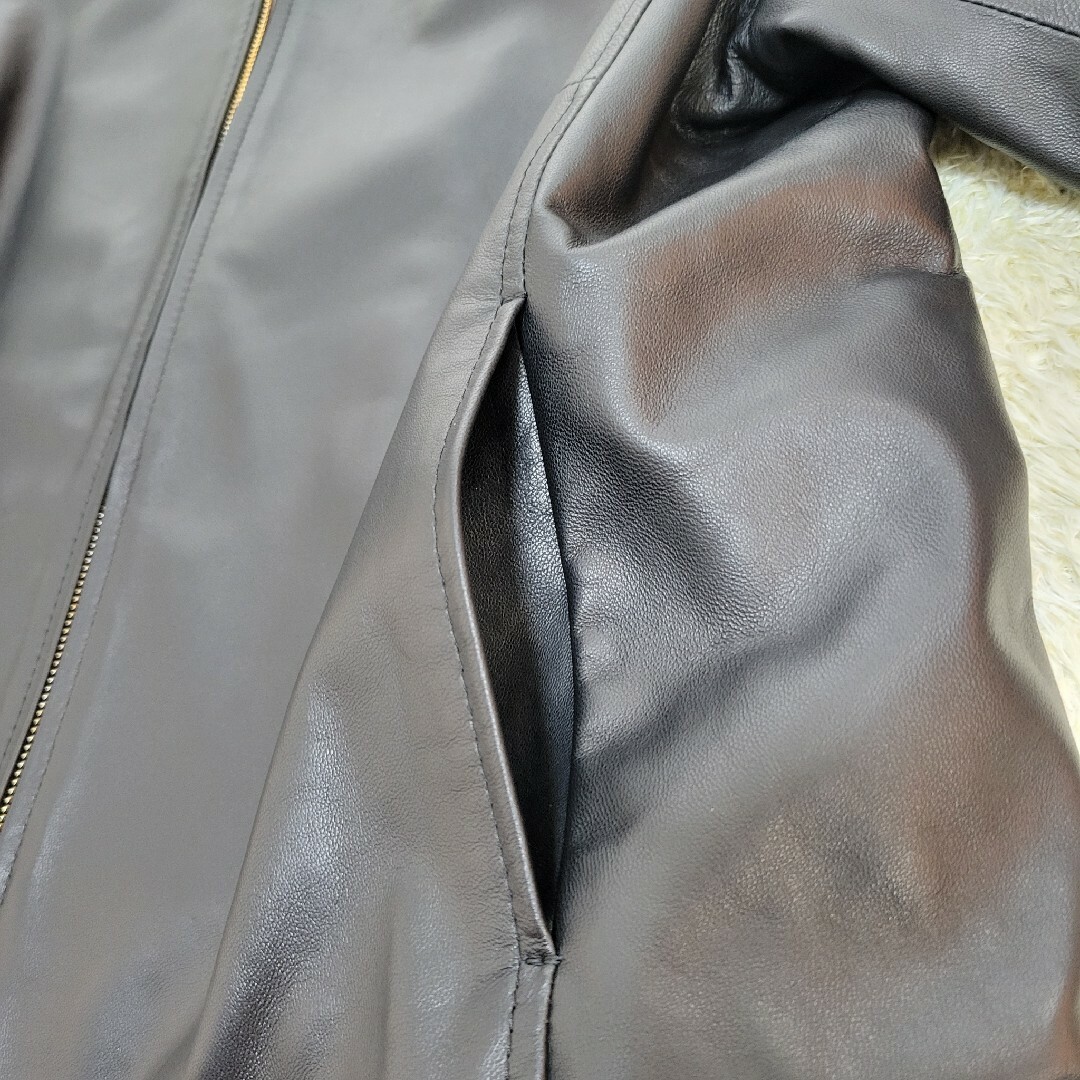 kumikyoku（組曲）(クミキョク)の新品未使用　大きいサイズ7 クミキョク　羊革　黒　シングルライダースジャケット レディースのジャケット/アウター(ライダースジャケット)の商品写真