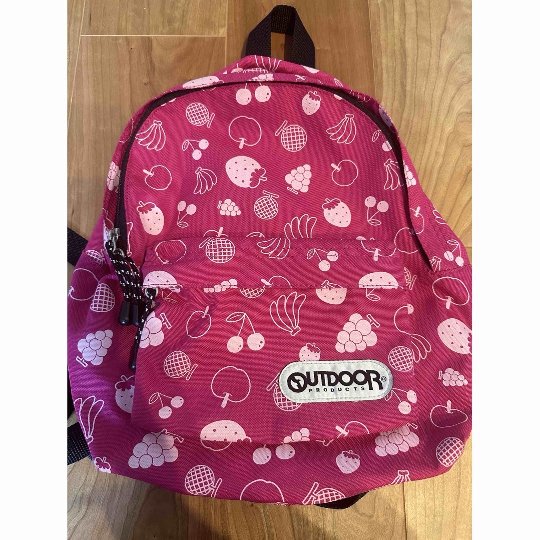 OUTDOOR(アウトドア)のOUTDOOR リュック🎒　フルーツ柄 レディースのバッグ(リュック/バックパック)の商品写真