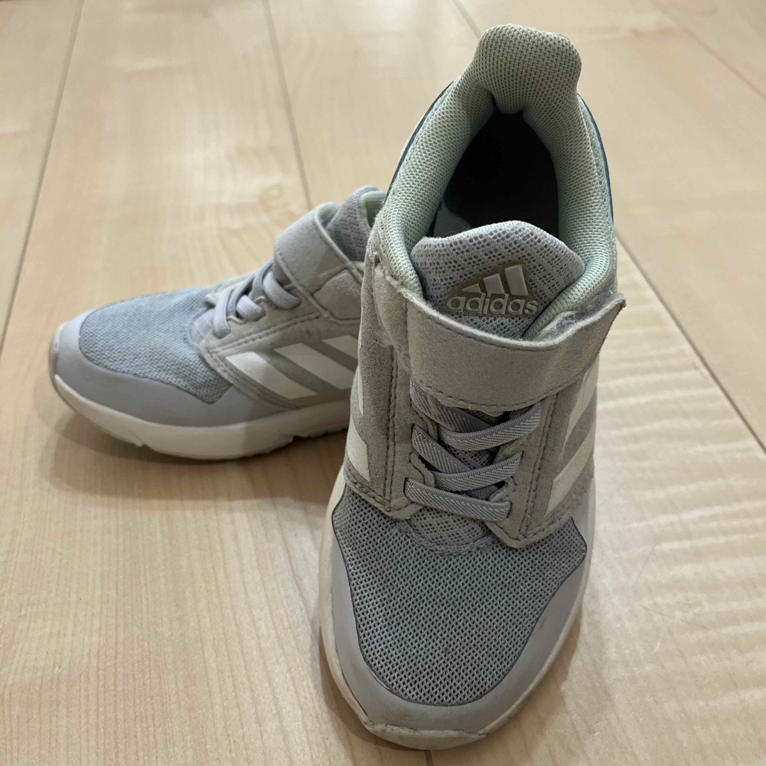 adidas(アディダス)のadidas 19cm スニーカー キッズ/ベビー/マタニティのキッズ靴/シューズ(15cm~)(スニーカー)の商品写真