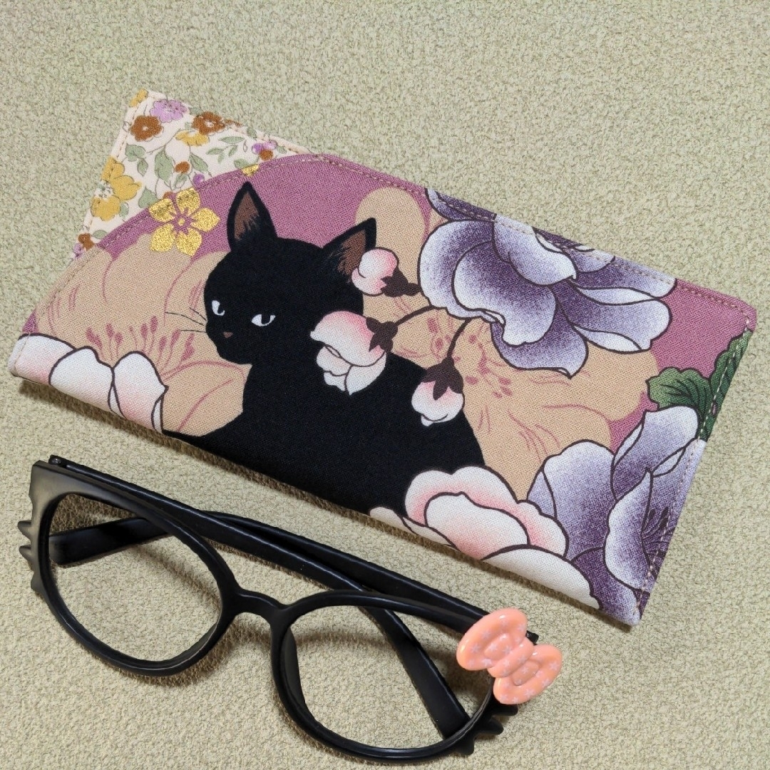 88:牡丹と黒猫さん柄♪眼鏡ケース♪ハンドメイド♪ レディースのファッション小物(その他)の商品写真