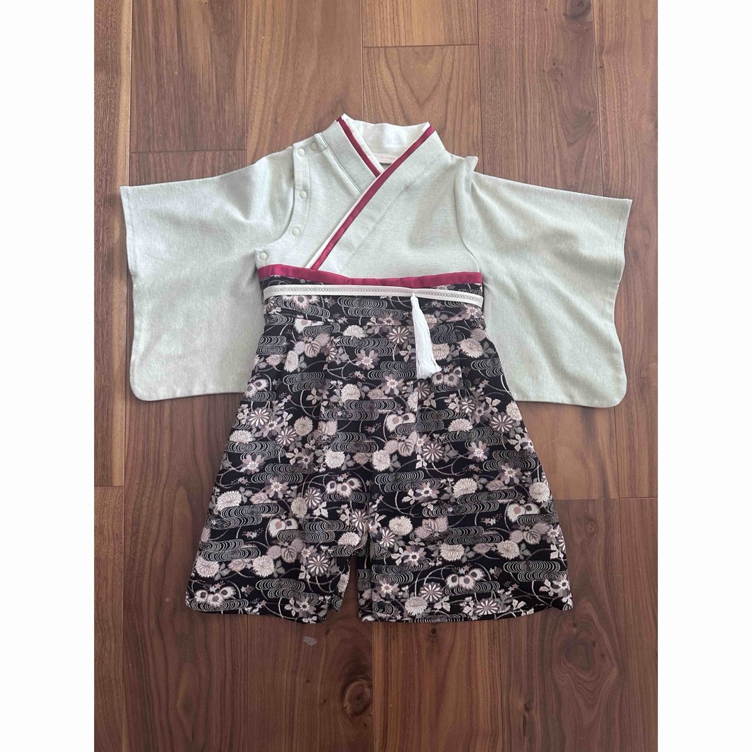 袴　ロンパース　90センチ キッズ/ベビー/マタニティのベビー服(~85cm)(ロンパース)の商品写真