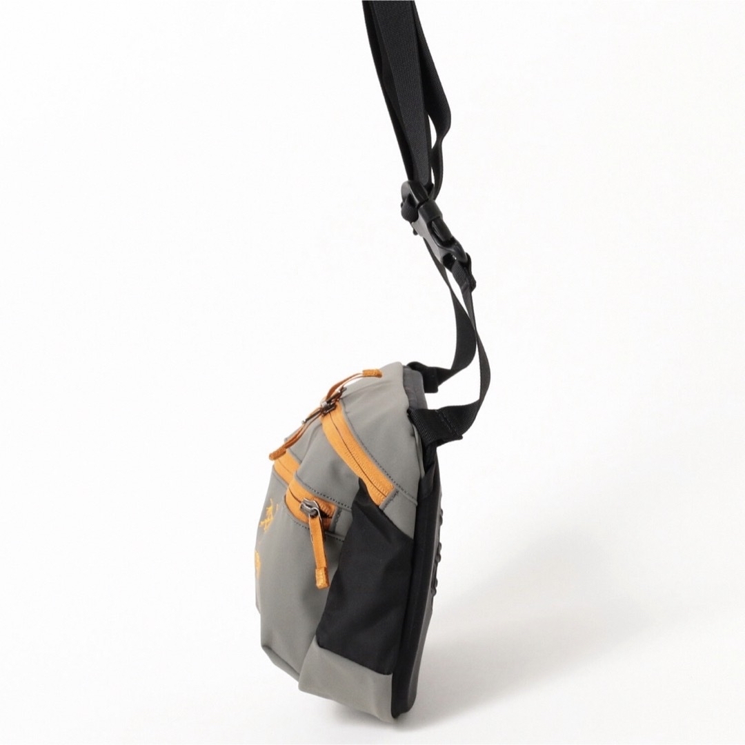 ARC'TERYX(アークテリクス)のARC’TERYX BEAMS 別注 ARRO ReBIRD Waistpack メンズのバッグ(ショルダーバッグ)の商品写真