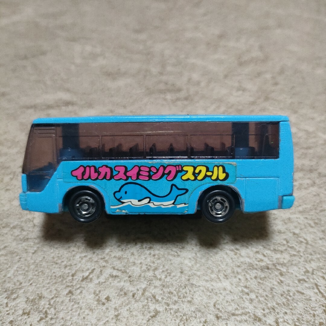 Takara Tomy(タカラトミー)のトミカ　スイミング スクールバス エンタメ/ホビーのおもちゃ/ぬいぐるみ(ミニカー)の商品写真