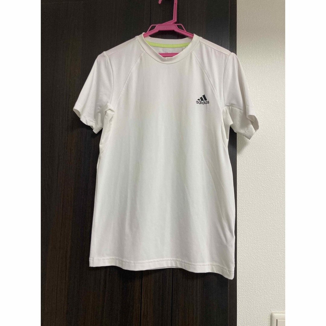 adidas(アディダス)のアディダス　adidas 半袖Tシャツ　160 キッズ/ベビー/マタニティのキッズ服男の子用(90cm~)(Tシャツ/カットソー)の商品写真