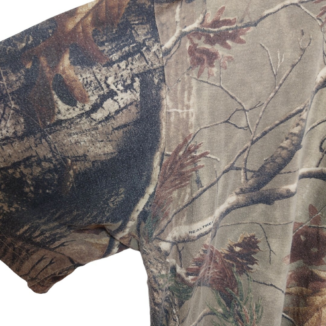 VINTAGE(ヴィンテージ)の【REALTREE】ワンポイントロゴ リアルツリーカモ Tシャツ S-553 メンズのトップス(Tシャツ/カットソー(半袖/袖なし))の商品写真