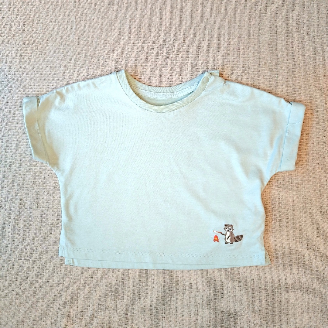 UNIQLO(ユニクロ)の【70】ユニクロ｜Tシャツ3枚セット☆訳あり キッズ/ベビー/マタニティのベビー服(~85cm)(Ｔシャツ)の商品写真