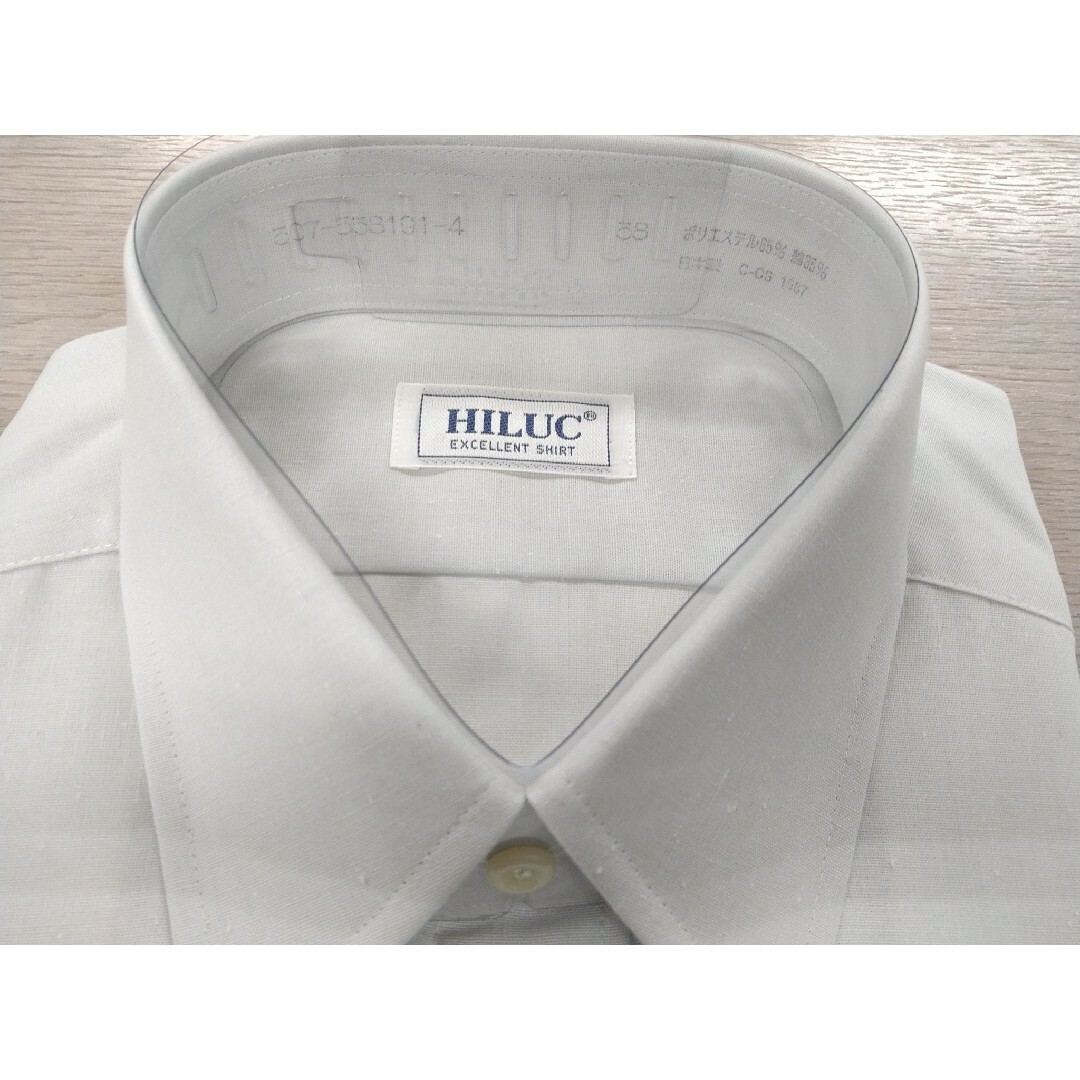 HILUC  半袖ドレスシャツ　ワイシャツ　ビジネスシャツ　38cm メンズのトップス(シャツ)の商品写真