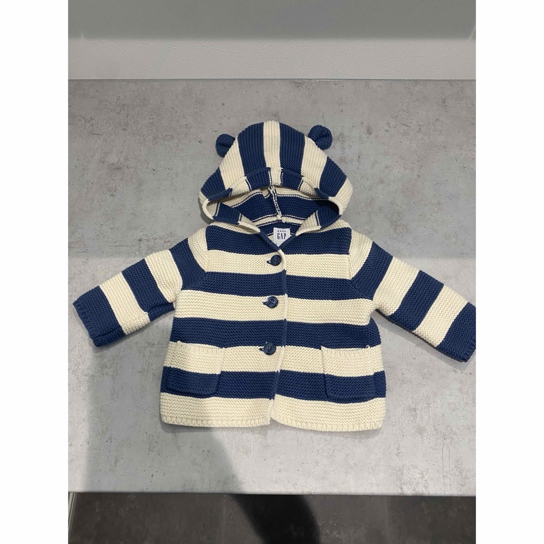 GAP(ギャップ)のbabyGAP  パーカー　0〜3month 50㌢ キッズ/ベビー/マタニティのベビー服(~85cm)(その他)の商品写真