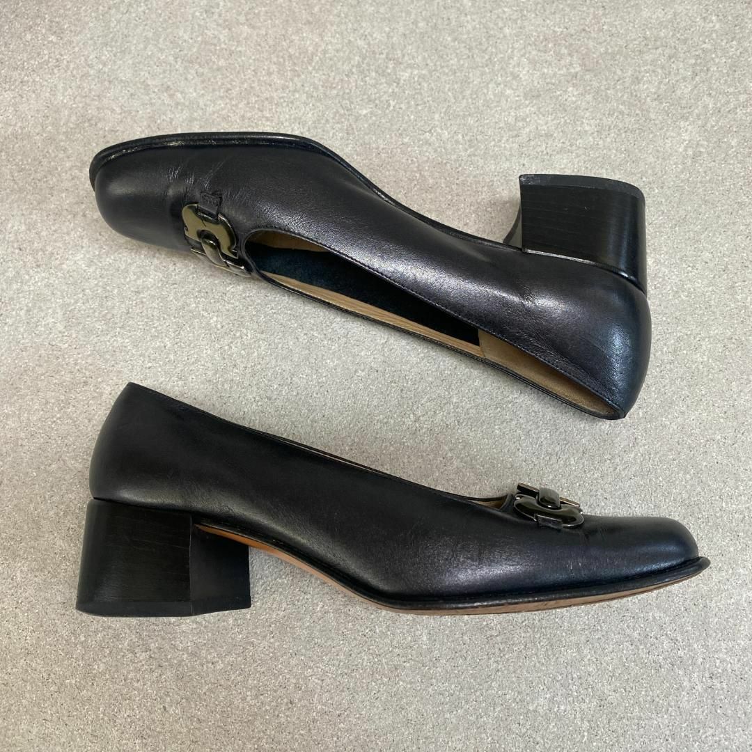 Salvatore Ferragamo(サルヴァトーレフェラガモ)のサルヴァトーレフェラガモ 21cm相当スクエアトゥガンチーニパンプス ブラック♫ レディースの靴/シューズ(ハイヒール/パンプス)の商品写真