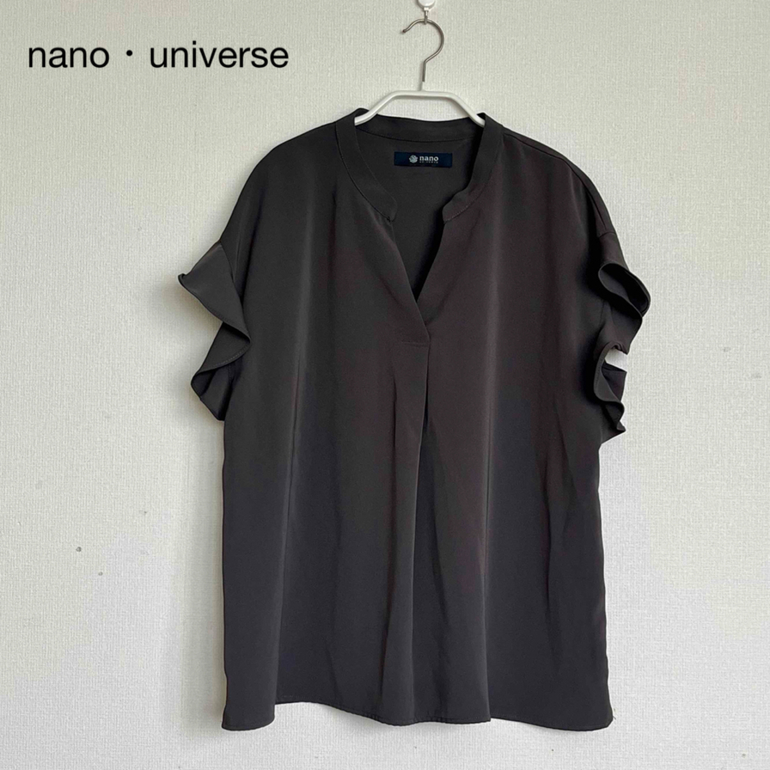 nano・universe(ナノユニバース)の【美品】フロントタックフレアスリーブブラウス　nano universe  レディースのトップス(シャツ/ブラウス(半袖/袖なし))の商品写真