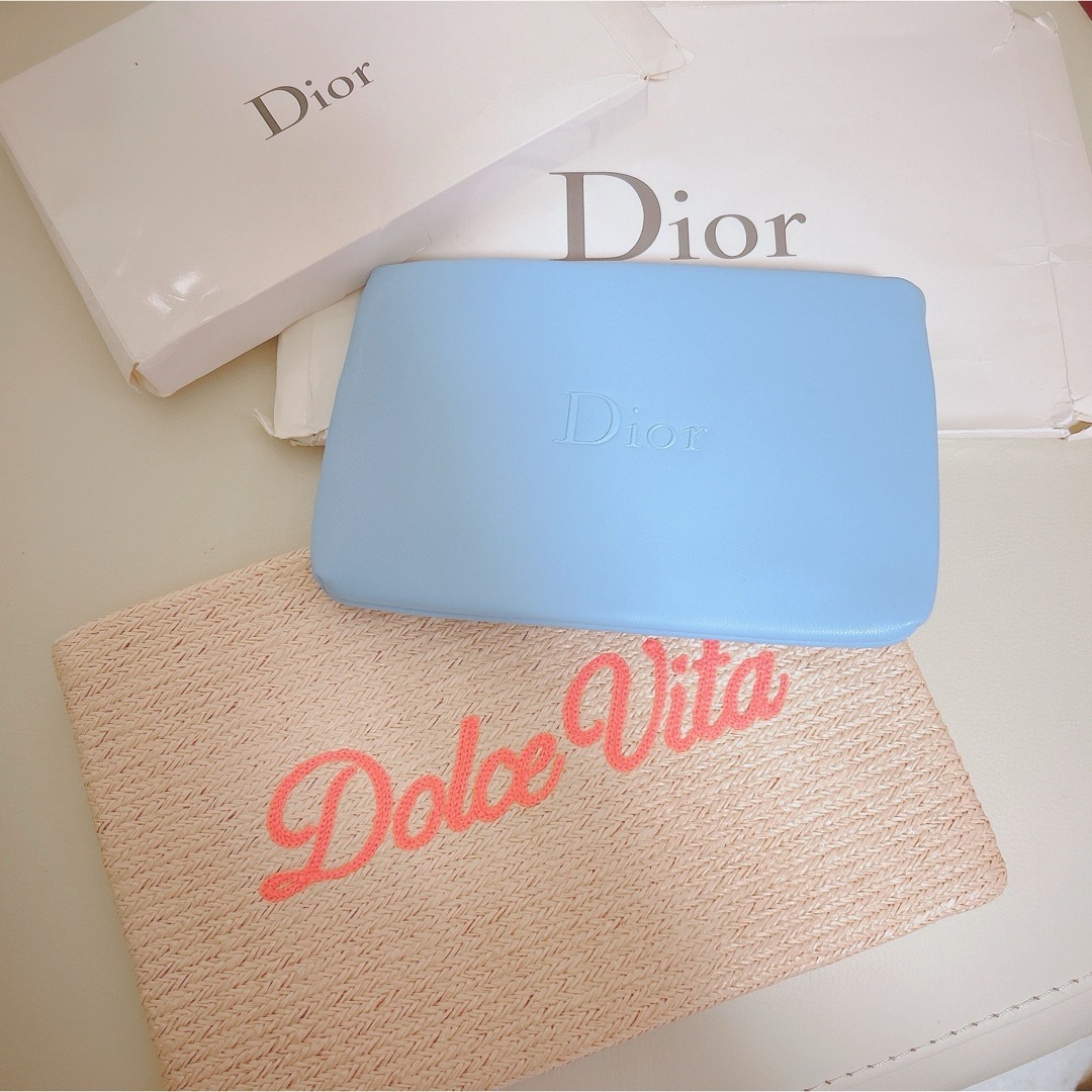 Dior(ディオール)の【新品.未使用】♡ディオール♡ノベルティポーチ2個セット♡ レディースのファッション小物(ポーチ)の商品写真