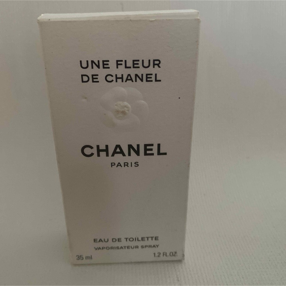 CHANEL(シャネル)のCHANEL UNE FLEUR  DE CHANEL オードトワレ コスメ/美容の香水(香水(女性用))の商品写真