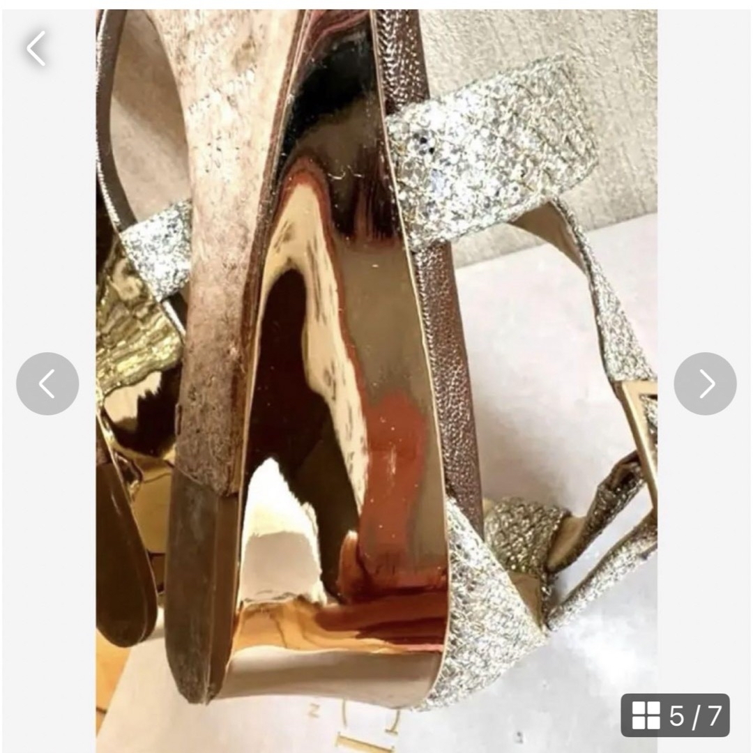 JIMMY CHOO(ジミーチュウ)の超美品♪ JIMMY CHOO  グリッタークロスサンダル レディースの靴/シューズ(サンダル)の商品写真