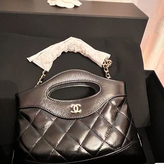 CHANEL - CHANEL シャネル  トランテアン 31　ミニショルダーバッグ