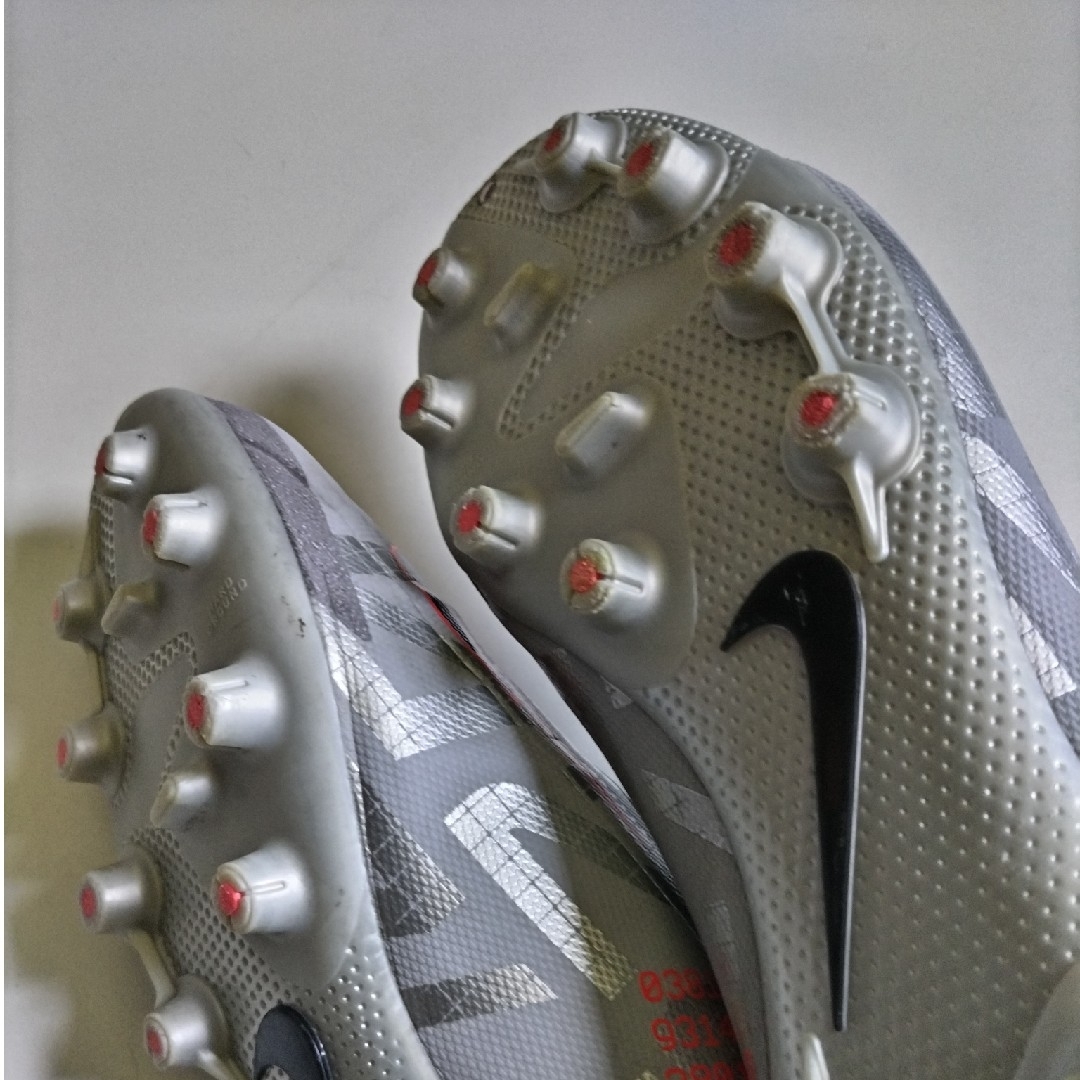 NIKE(ナイキ)のNIKE★PHANTOM VISION 2 アカデミー★25cm★即購入OK‼ スポーツ/アウトドアのサッカー/フットサル(シューズ)の商品写真