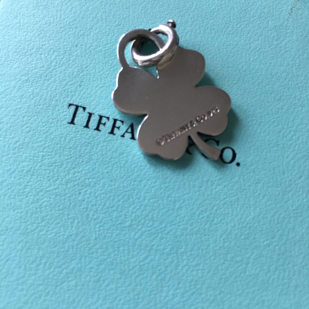Tiffany & Co.(ティファニー)のヴィンテージ ティファニー シルバー クローバー チャーム レディースのアクセサリー(ネックレス)の商品写真