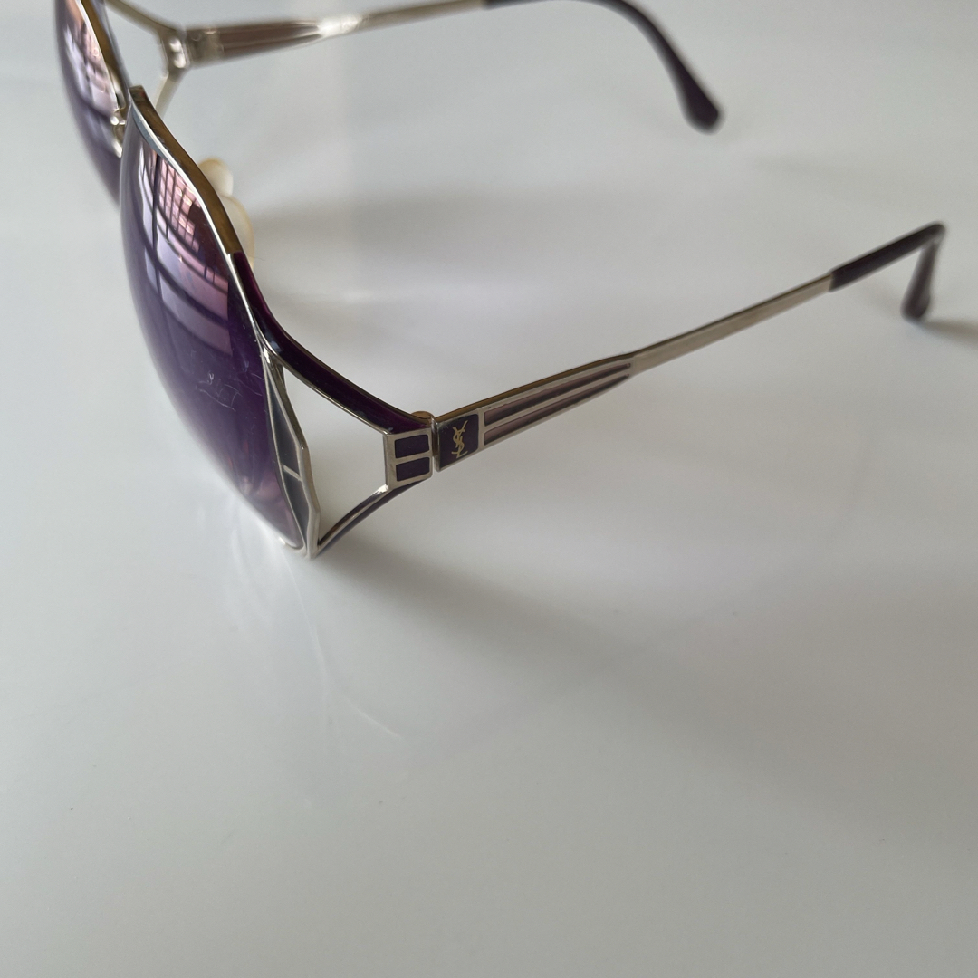 Yves Saint Laurent(イヴサンローラン)のイヴサンローラン　ヴィンテージ眼鏡 レディースのファッション小物(サングラス/メガネ)の商品写真