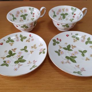 ウェッジウッド(WEDGWOOD)のウェッジウッドワイルドストロベリーカップ&ソーサー(食器)