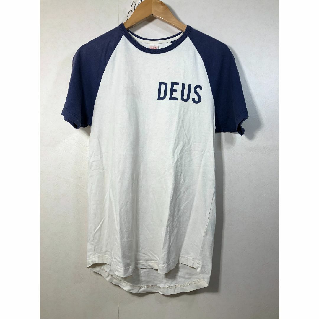 300403● DEUS ラグラン Tシャツ XS デウス メンズのトップス(Tシャツ/カットソー(半袖/袖なし))の商品写真