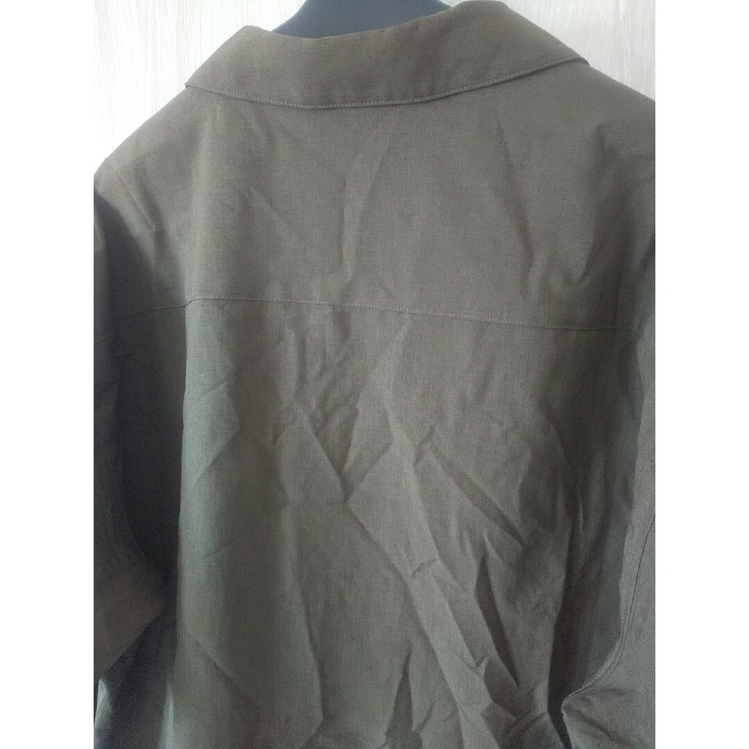 GU(ジーユー)のGU ジーユー ドライワイドフィットオープンシャツ五分袖 オリーブ L メンズのトップス(シャツ)の商品写真