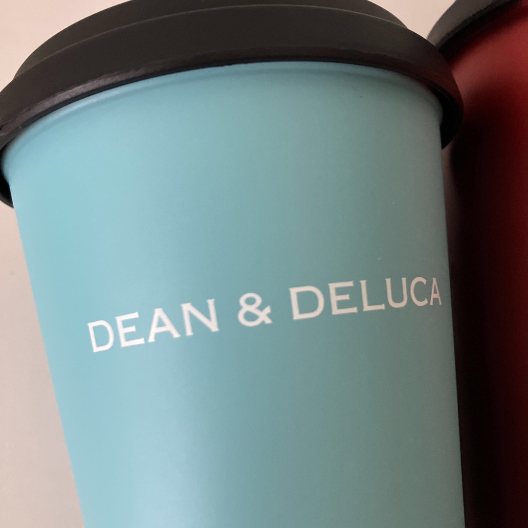 DEAN & DELUCA(ディーンアンドデルーカ)のDEAN & DELUCA カフェ限定 サーモタンブラー 2個セット インテリア/住まい/日用品のキッチン/食器(タンブラー)の商品写真