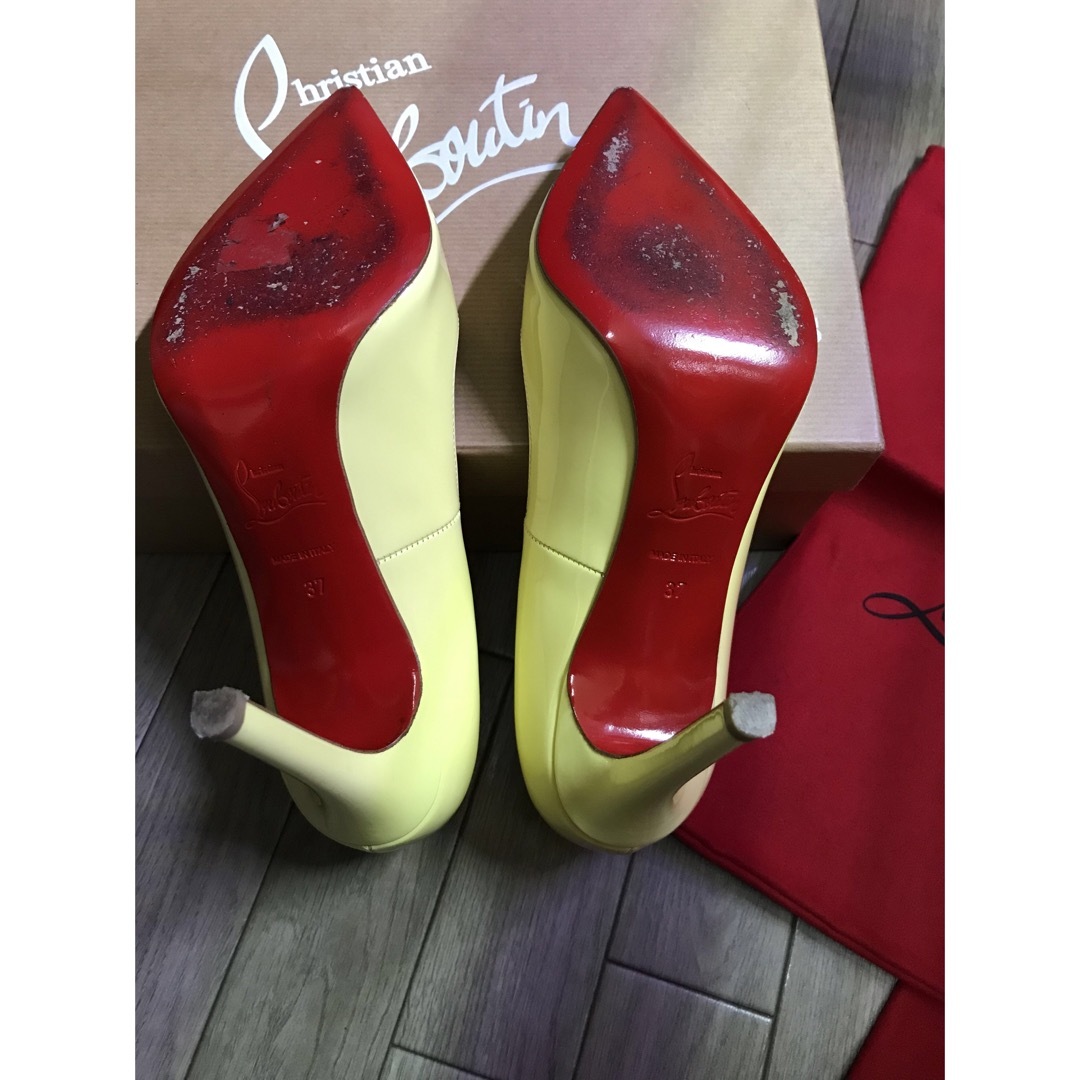 Christian Louboutin(クリスチャンルブタン)のクリスチャンルブタン　可愛いベビーイエローパンプス  ミュール　37 レディースの靴/シューズ(ハイヒール/パンプス)の商品写真