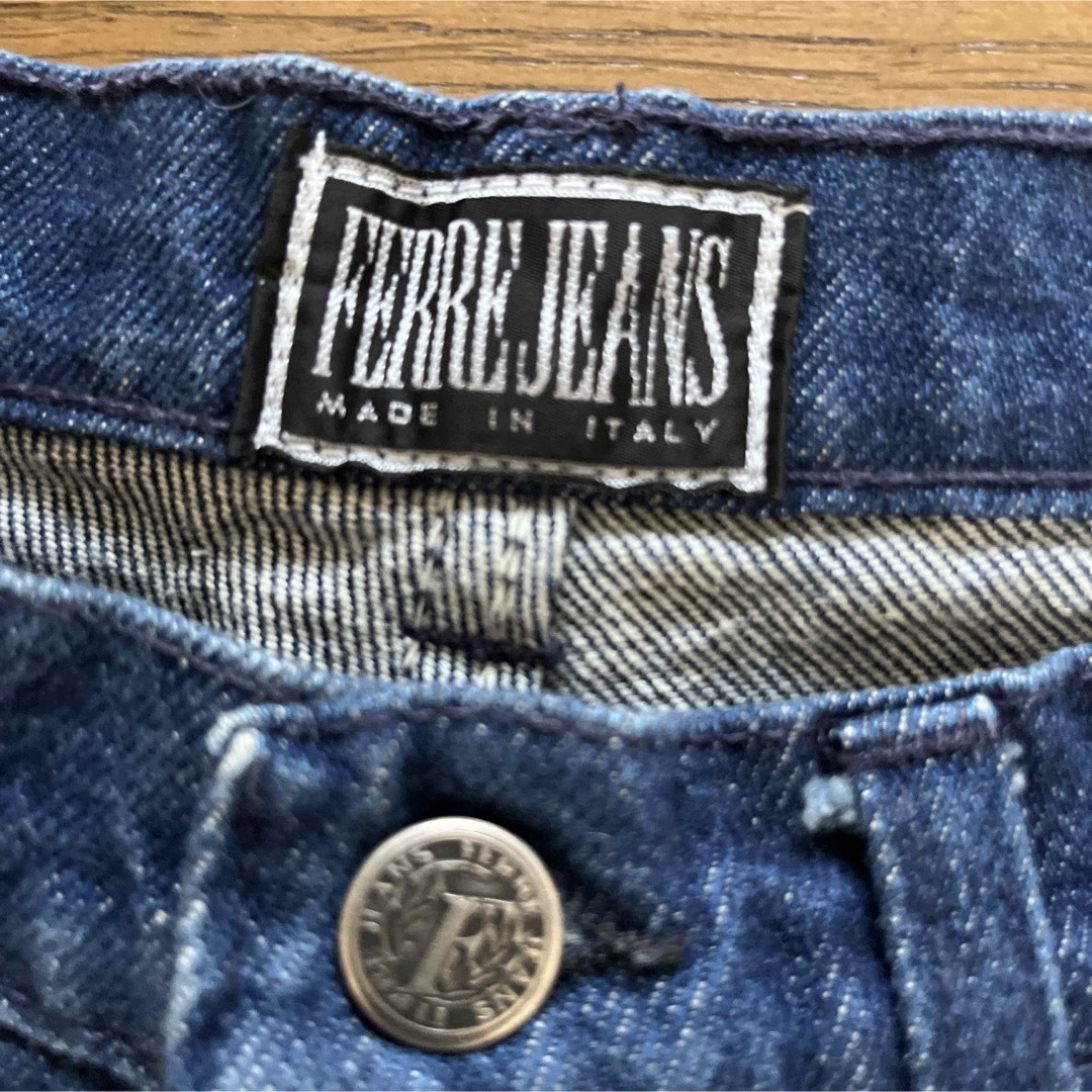 Gianfranco FERRE(ジャンフランコフェレ)のFERRE JEANS フェレジーンズ /サイズ29 MADE IN ITALY レディースのパンツ(デニム/ジーンズ)の商品写真