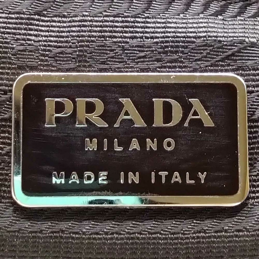 PRADA(プラダ)のプラダ トートバッグ ハンドバッグ レッド ナイロン レディース トライアングルロゴ 三角ロゴ PRADA【中古】 レディースのバッグ(トートバッグ)の商品写真