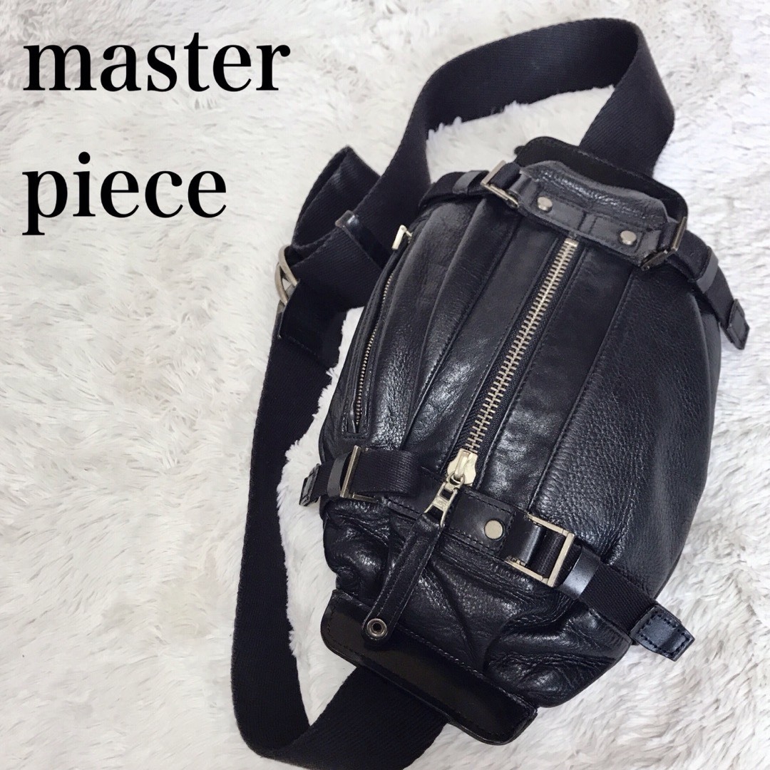 master-piece(マスターピース)の美品 マスターピース オールレザー コクーン ボディバッグ ショルダーバッグ 黒 メンズのバッグ(ボディーバッグ)の商品写真