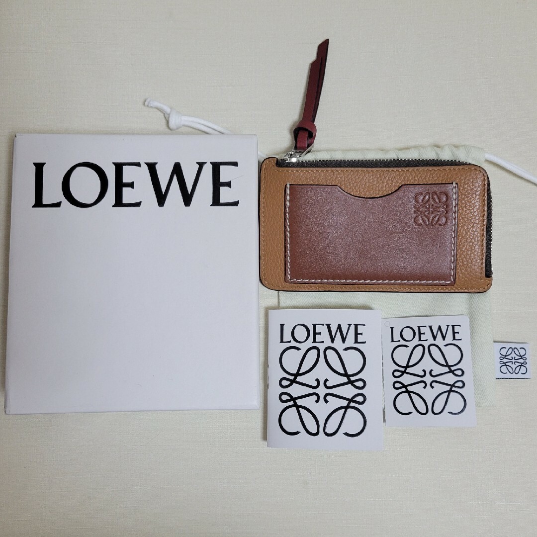 LOEWE(ロエベ)の【rtj様専用】LOEWE　ロエベ　コインカードホルダー　カードケース　財布 レディースのファッション小物(財布)の商品写真