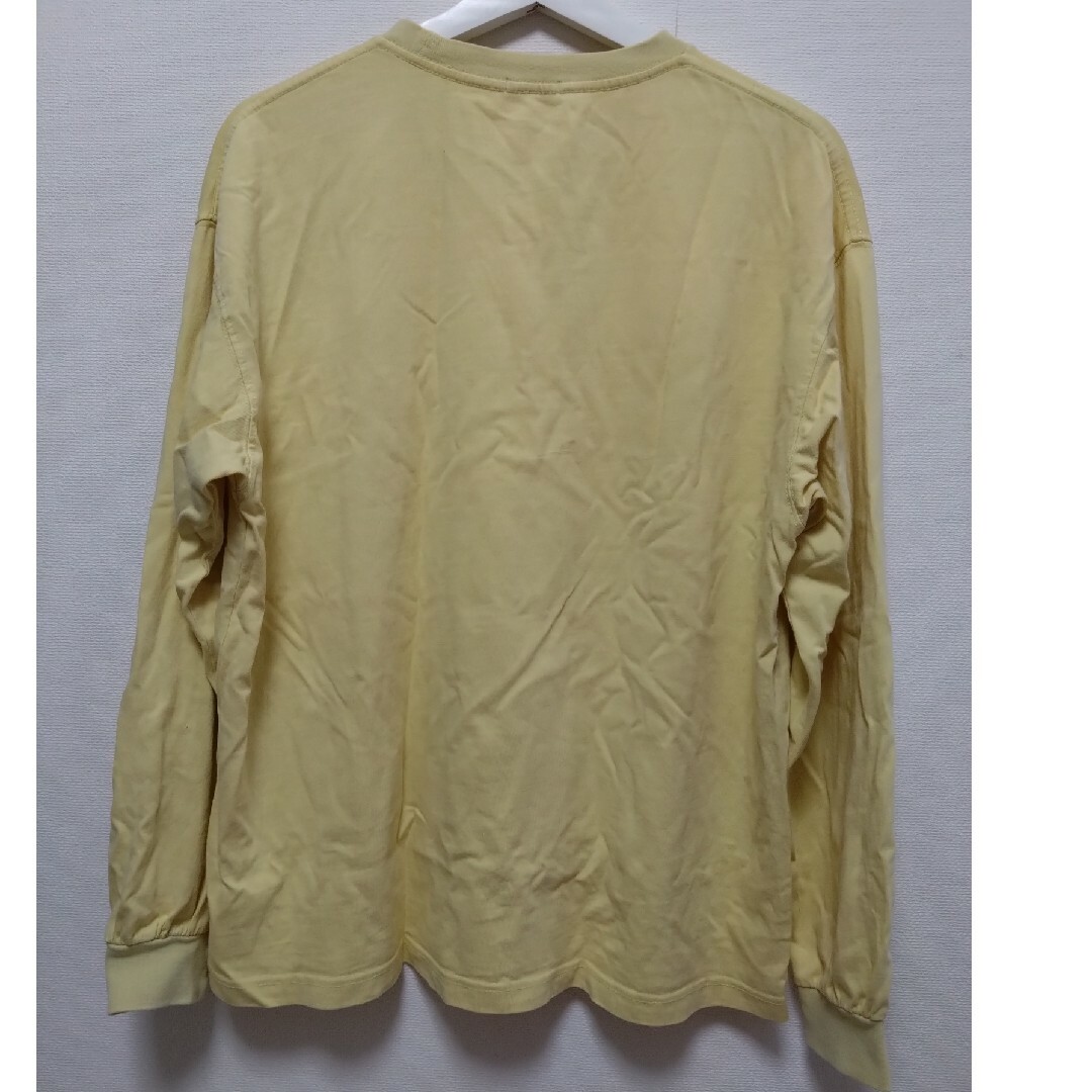 GU(ジーユー)のGU イエロー　Ｍサイズ　クルーネックロンT オーバーサイズ ユニセックス メンズのトップス(Tシャツ/カットソー(七分/長袖))の商品写真