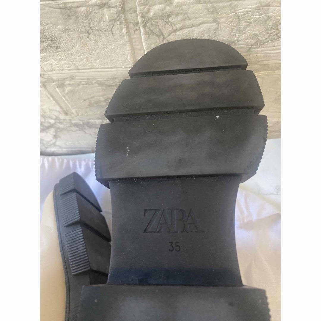 ZARA(ザラ)のZARA ザラ サイドゴアブーツ レディースの靴/シューズ(ブーツ)の商品写真