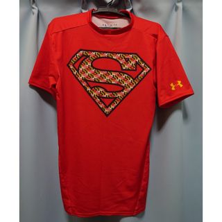 アンダーアーマー(UNDER ARMOUR)のアンダーアーマー　スーパーマン　コンプレッションTシャツ　Mサイズ(Tシャツ/カットソー(半袖/袖なし))