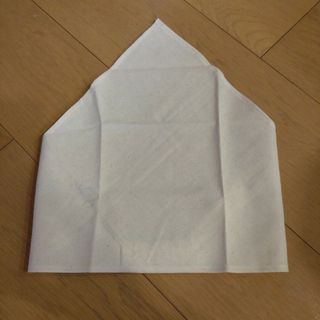 セール！ハンドメイド　大人用三角巾　生成り　無地(キッチン小物)