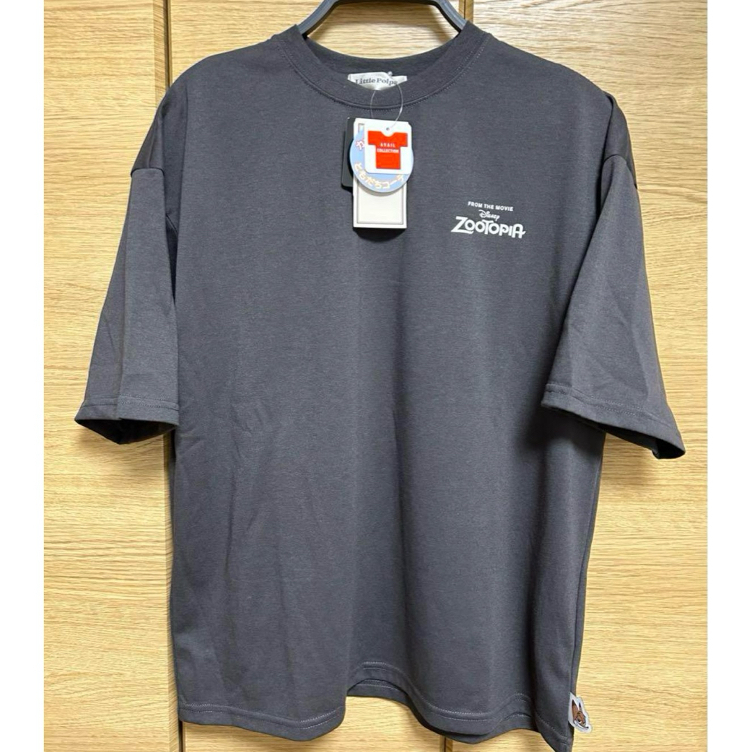 Disney(ディズニー)のディズニー ズートピア Tシャツ メンズ ニック ジュディ チャコールグレー M メンズのトップス(Tシャツ/カットソー(半袖/袖なし))の商品写真